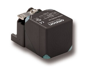 Omron E2Q5-N40MF3-M1- Output- NO+NC (Long distance square inductive proximity sensor, 40mm, unshielded, PNP , NO & NC)